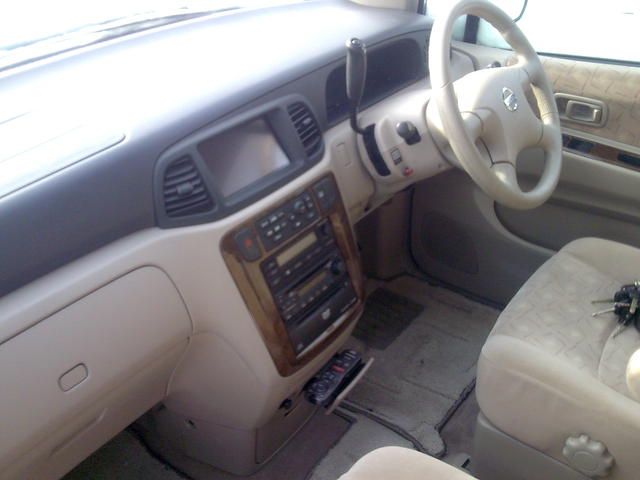 2002 Nissan Liberty