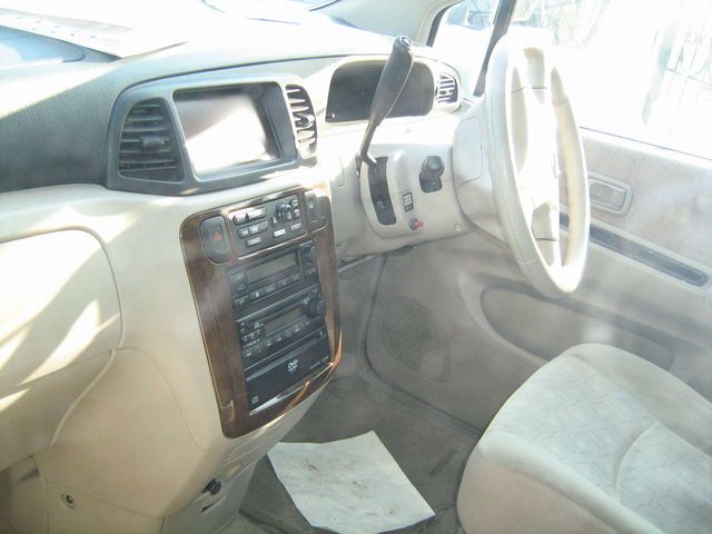 2002 Nissan Liberty