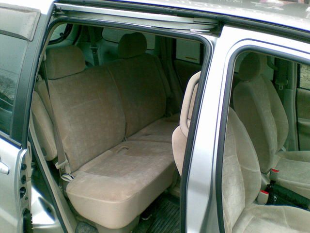 2002 Nissan Liberty