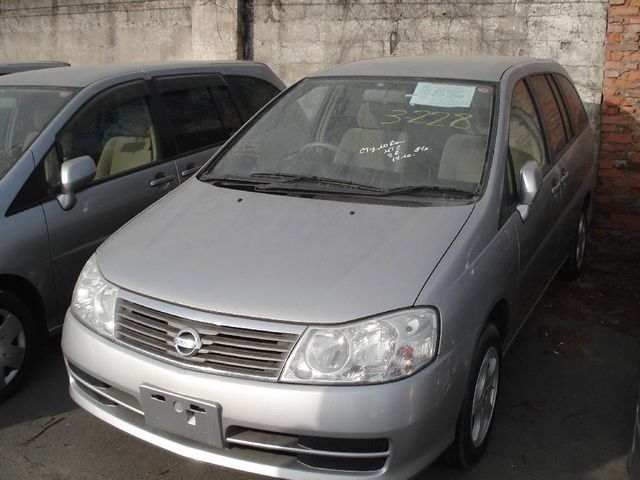 2002 Nissan Liberty