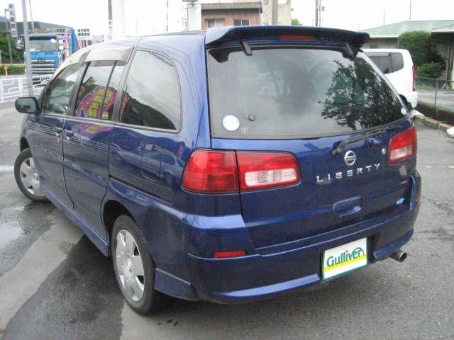 2002 Nissan Liberty