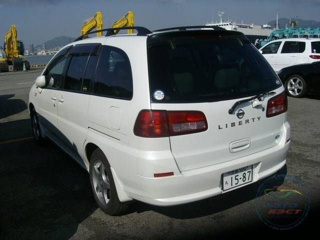 2002 Nissan Liberty