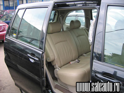 2002 Nissan Liberty Pictures