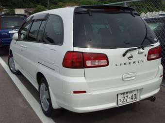 2002 Nissan Liberty Pictures