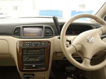 2002 Nissan Liberty Pictures