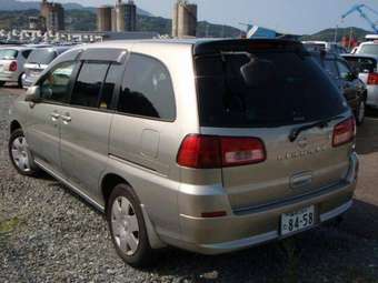 2002 Nissan Liberty Pictures