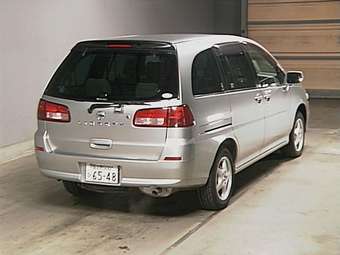 2002 Nissan Liberty Pictures