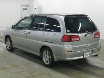 2002 Nissan Liberty Pictures