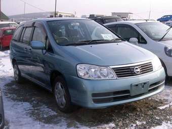 2002 Nissan Liberty Pictures