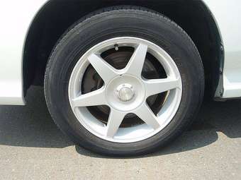 2002 Nissan Liberty Pictures