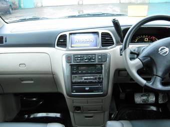 2002 Nissan Liberty Images