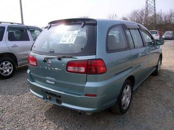 2002 Nissan Liberty Pictures