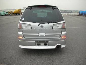 2002 Nissan Liberty Photos