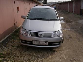 2002 Nissan Liberty Pictures