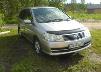 2002 Nissan Liberty Photos