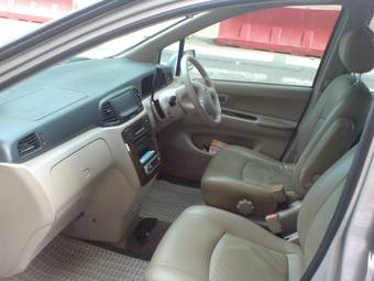 2002 Nissan Liberty Images