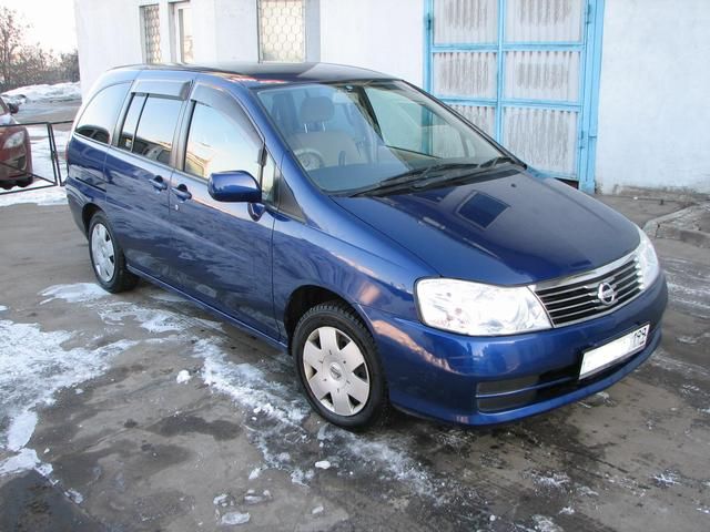 2003 Nissan Liberty