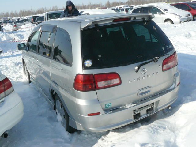 2003 Nissan Liberty