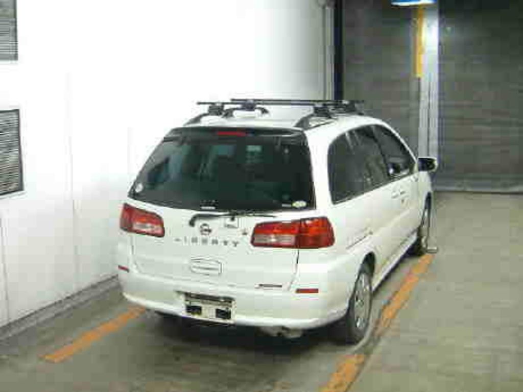 2003 Nissan Liberty