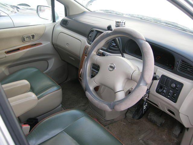 2003 Nissan Liberty