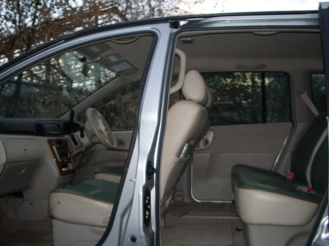 2003 Nissan Liberty