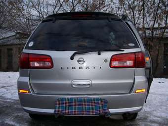Nissan Liberty