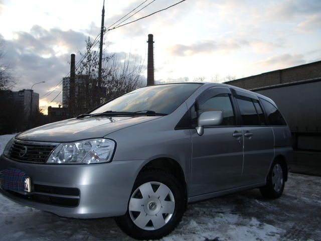 2003 Nissan Liberty