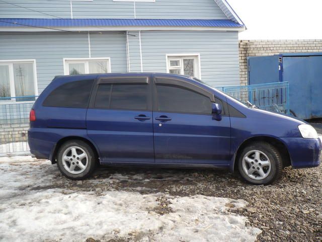 2003 Nissan Liberty