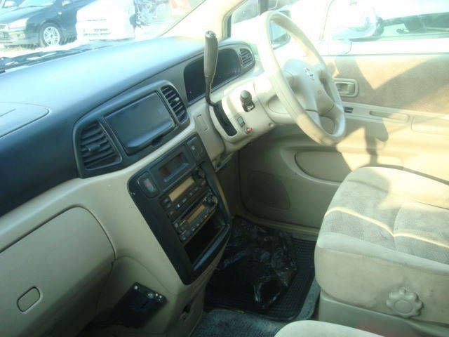 2003 Nissan Liberty