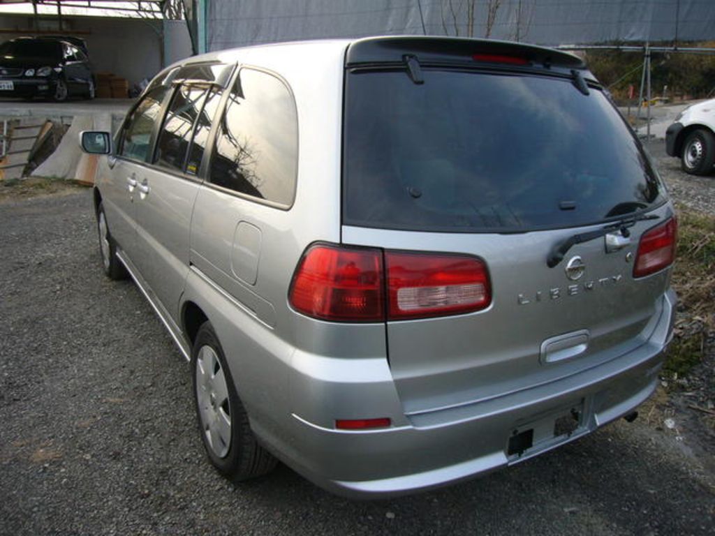 2003 Nissan Liberty