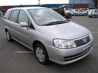 2003 Nissan Liberty Photos