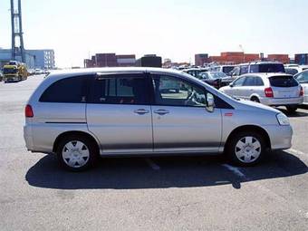 2003 Nissan Liberty Images