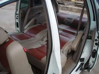 2003 Nissan Liberty Photos
