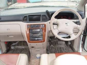 2003 Nissan Liberty Photos