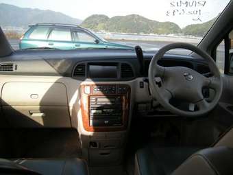 2003 Nissan Liberty Photos