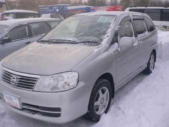 2003 Nissan Liberty Images
