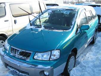 2003 Nissan Liberty Images