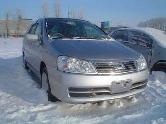 2003 Nissan Liberty Images