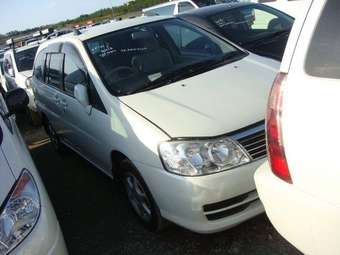 2003 Nissan Liberty Photos