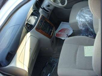 2003 Nissan Liberty Images