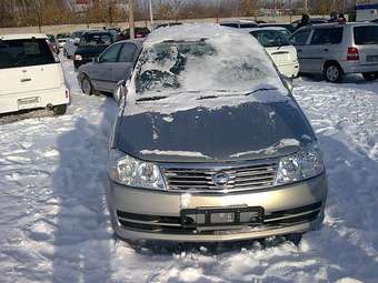 2003 Nissan Liberty Pictures