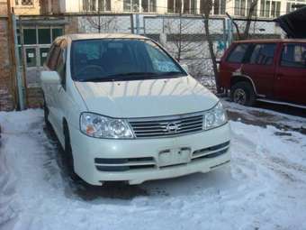 2003 Nissan Liberty Pictures