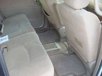2003 Nissan Liberty Pictures