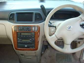 2003 Nissan Liberty Photos