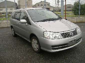 2003 Nissan Liberty Pictures