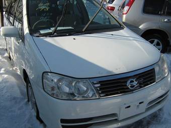 2003 Nissan Liberty Pictures