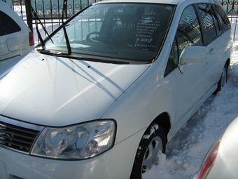 2003 Nissan Liberty Photos