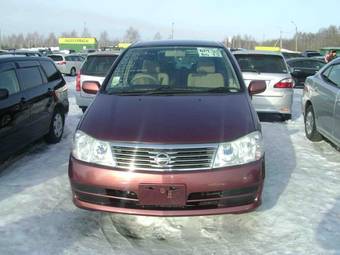 2003 Nissan Liberty Photos