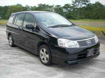 2003 Nissan Liberty Photos
