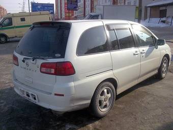 2003 Nissan Liberty Photos